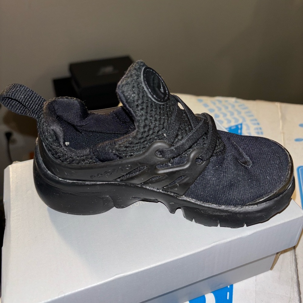 Nike prestos toddler size 9